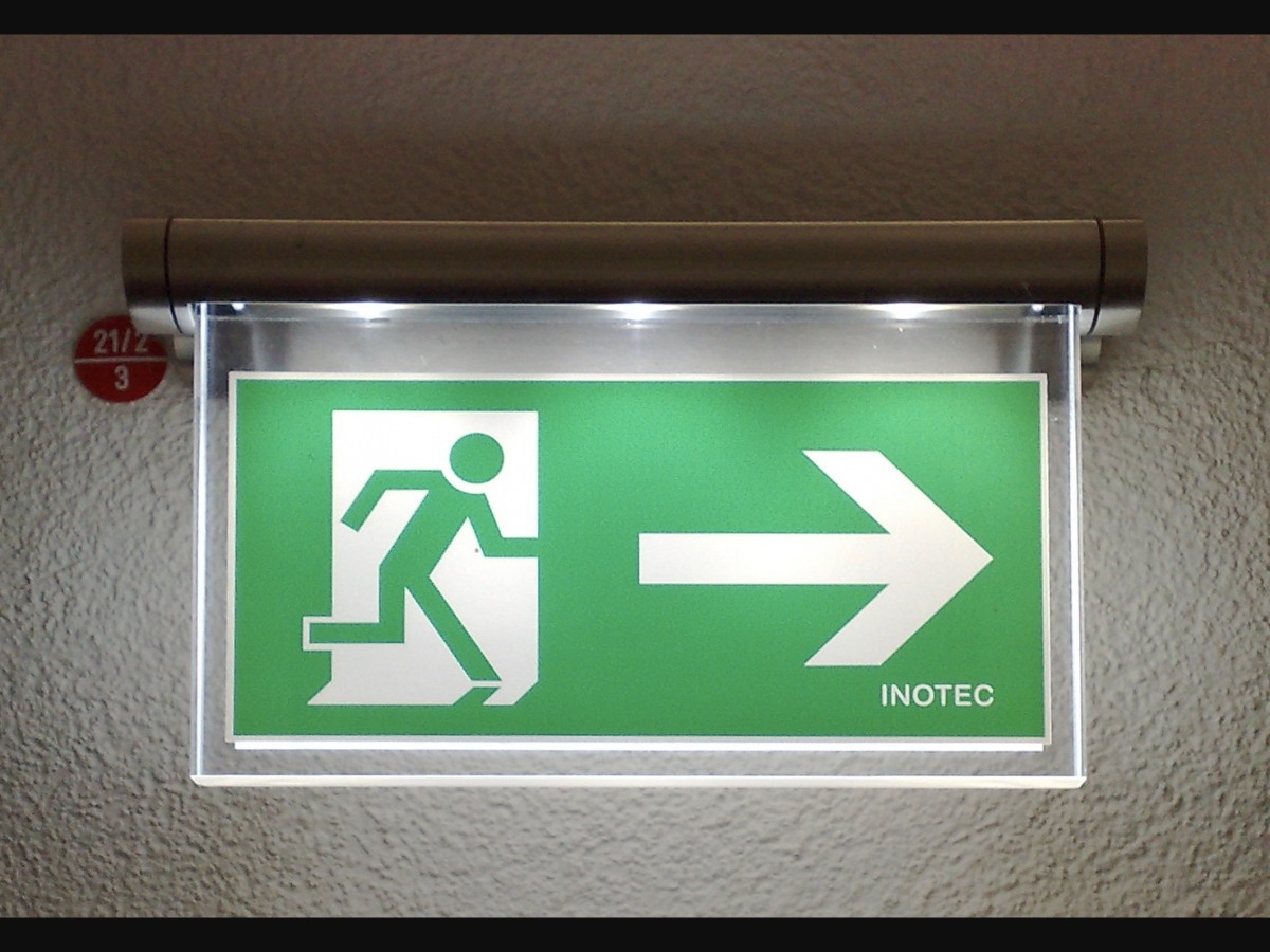 den-exit
